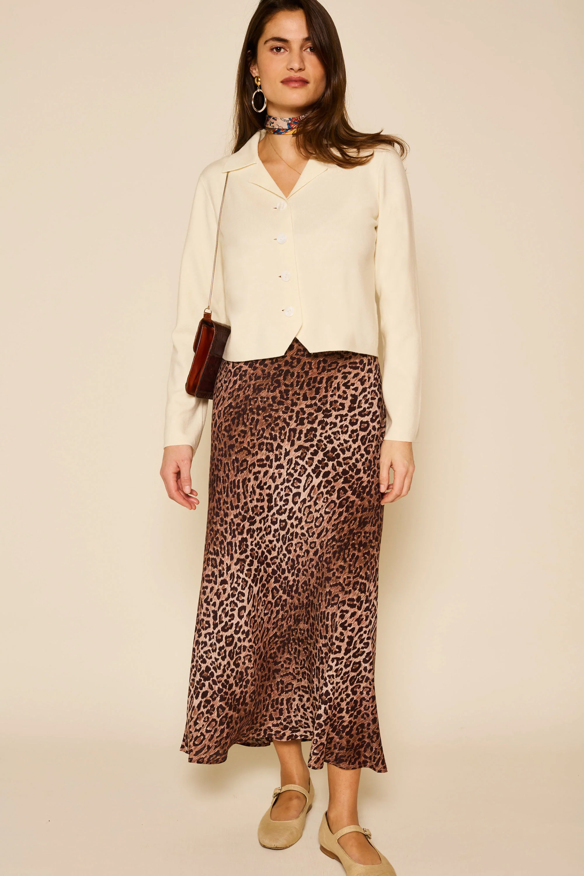 Aara - Ivory - Image 3