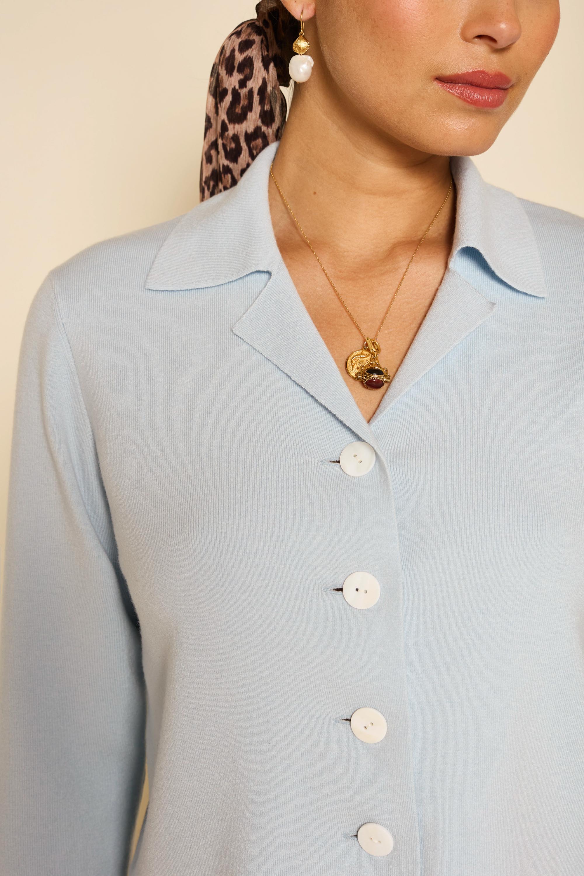 Aara - Pale Blue - Image 4