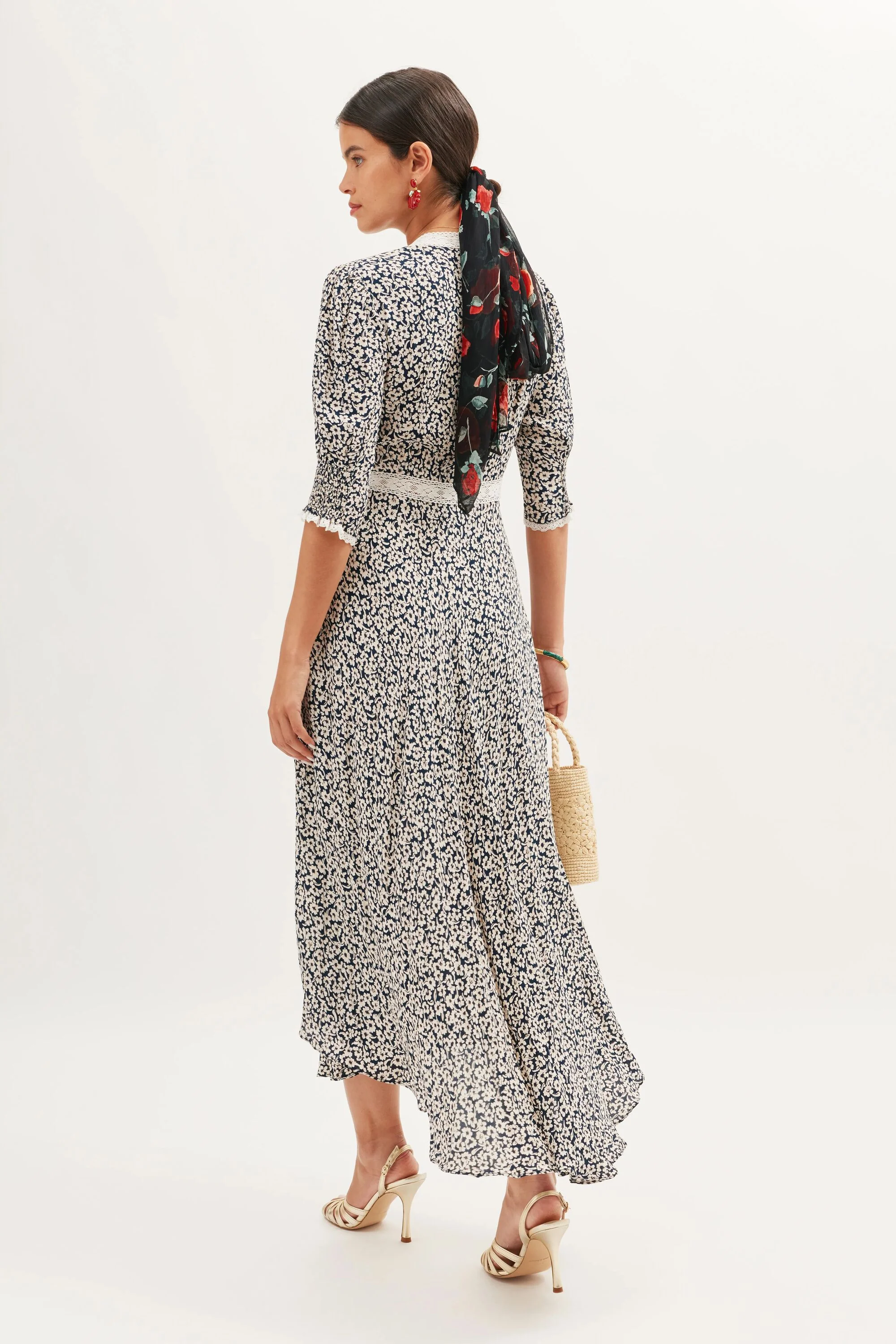 Amina - English Daisy Deep Navy - Image 3
