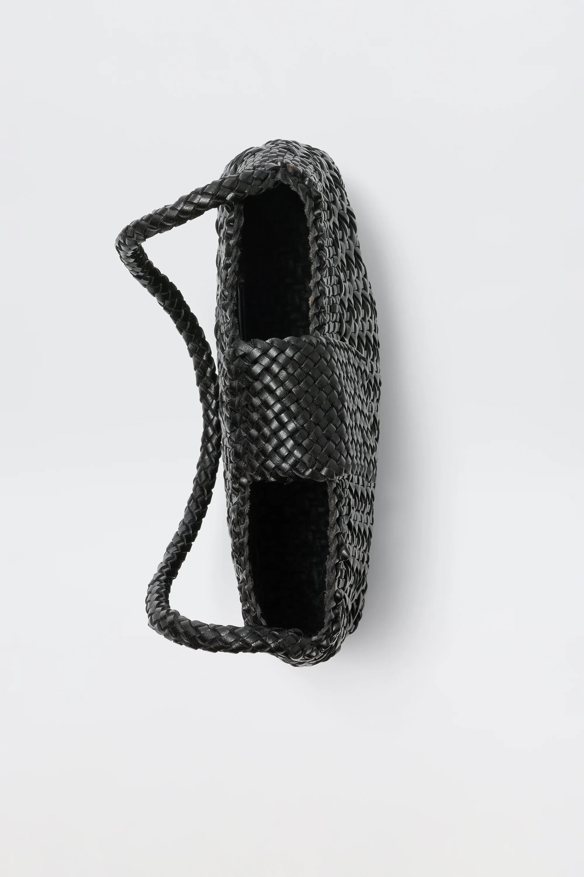 Amoria - Black - Image 3