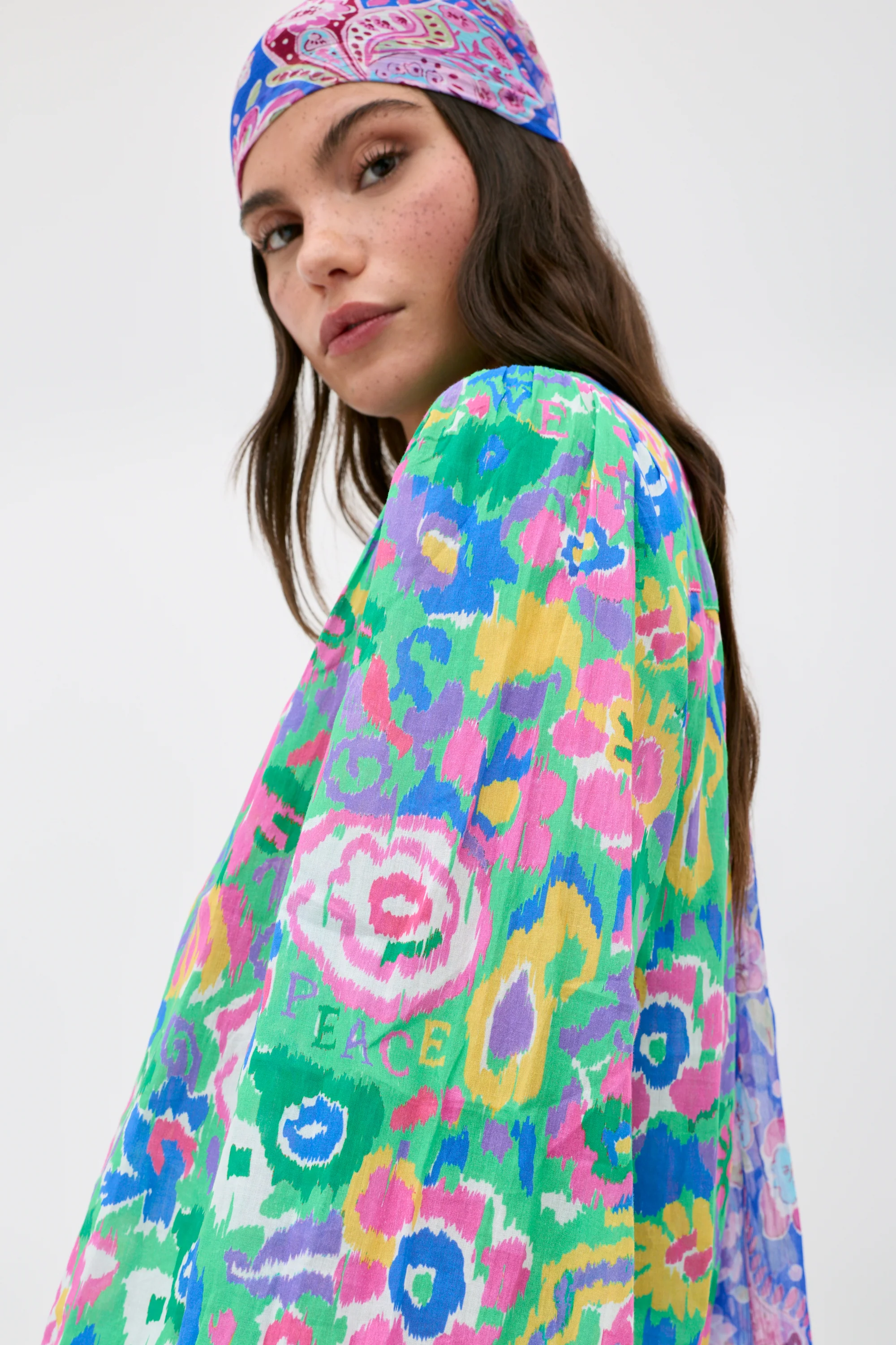 Blake - Ikat Bloom Green - Image 4
