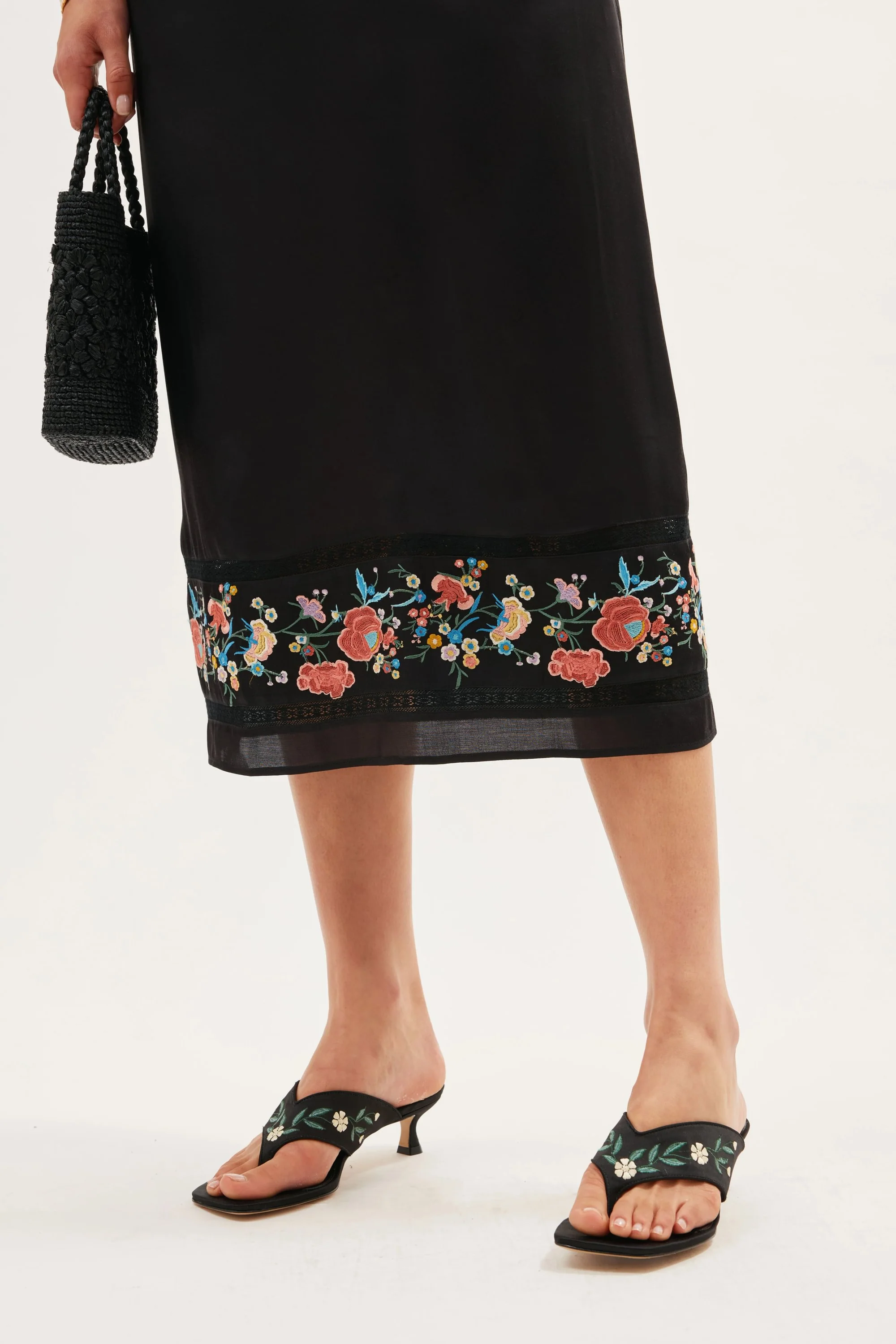 Carey - Orchard Embroidery Black - Image 6