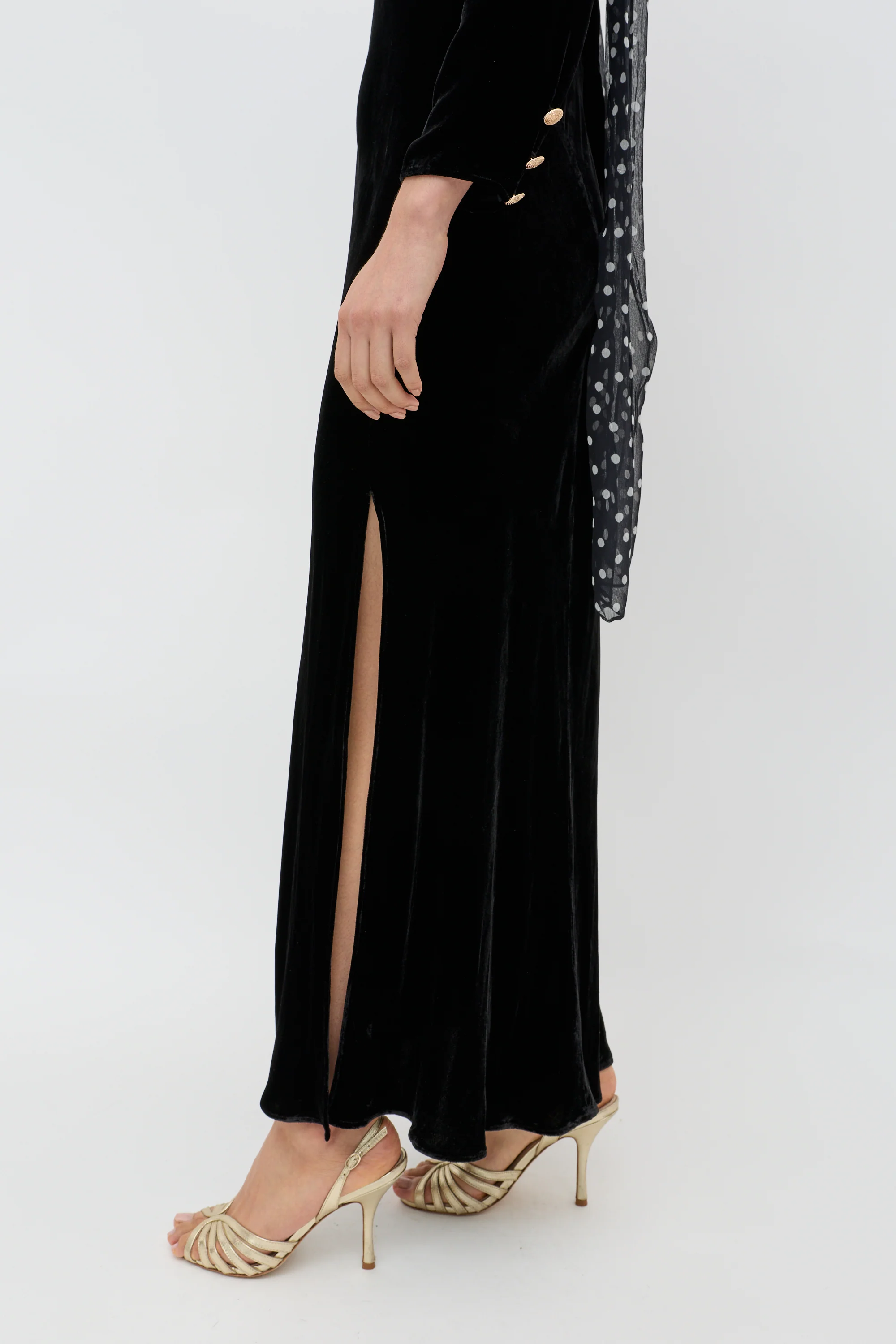 Devina  -  Black - Image 4