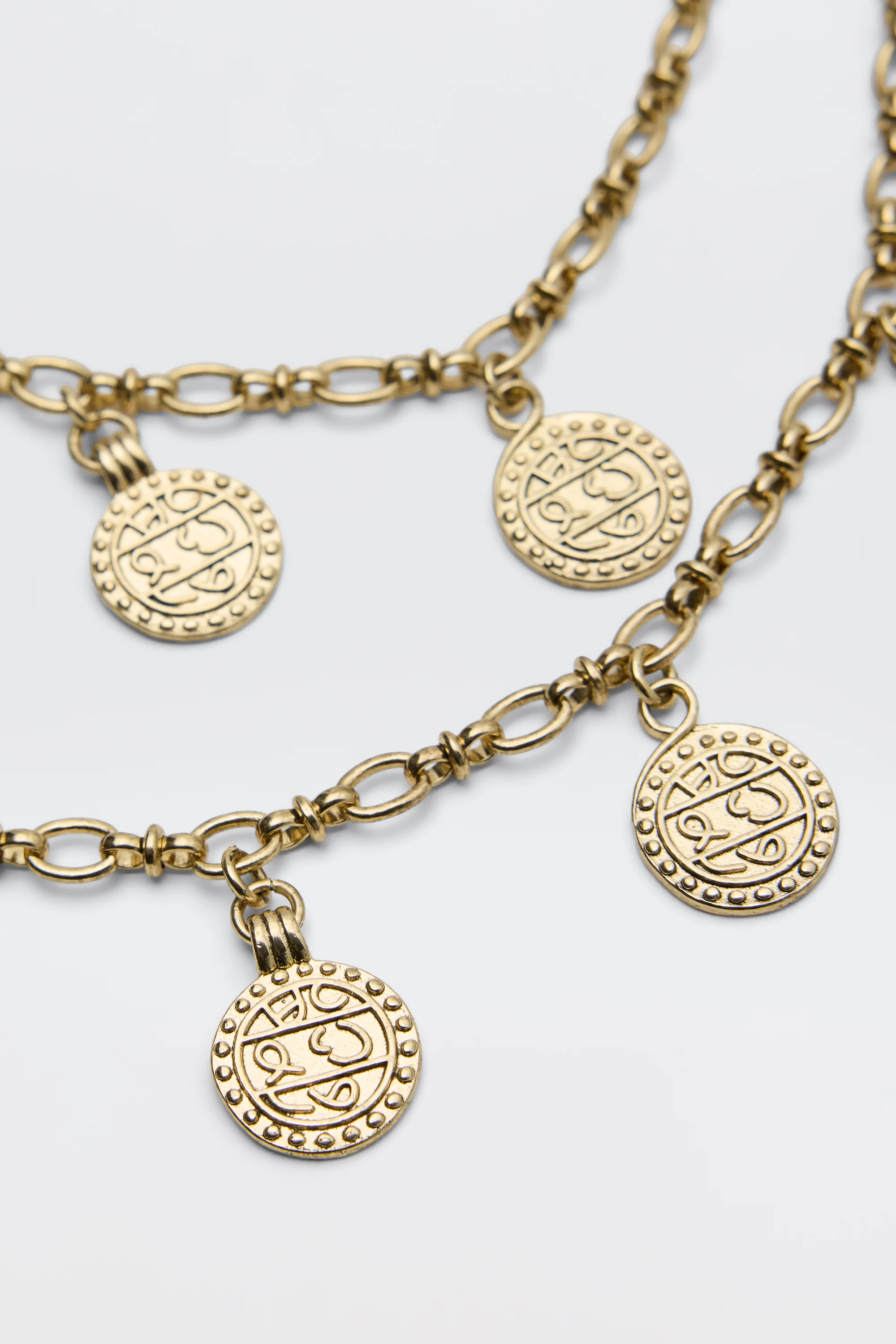 Dilara - Gold - Image 3