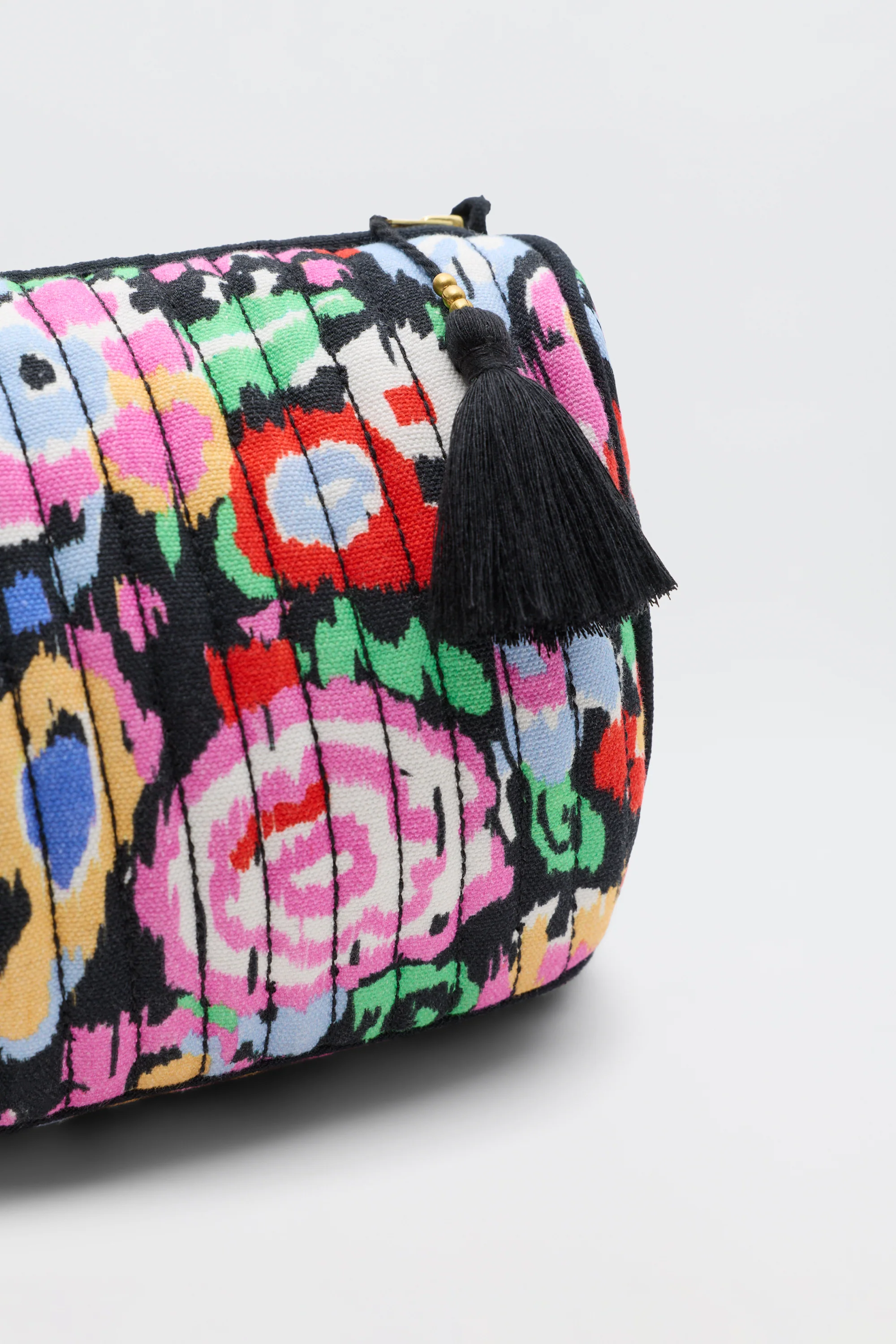 Jadina - Ikat Bloom Charcoal - Image 3