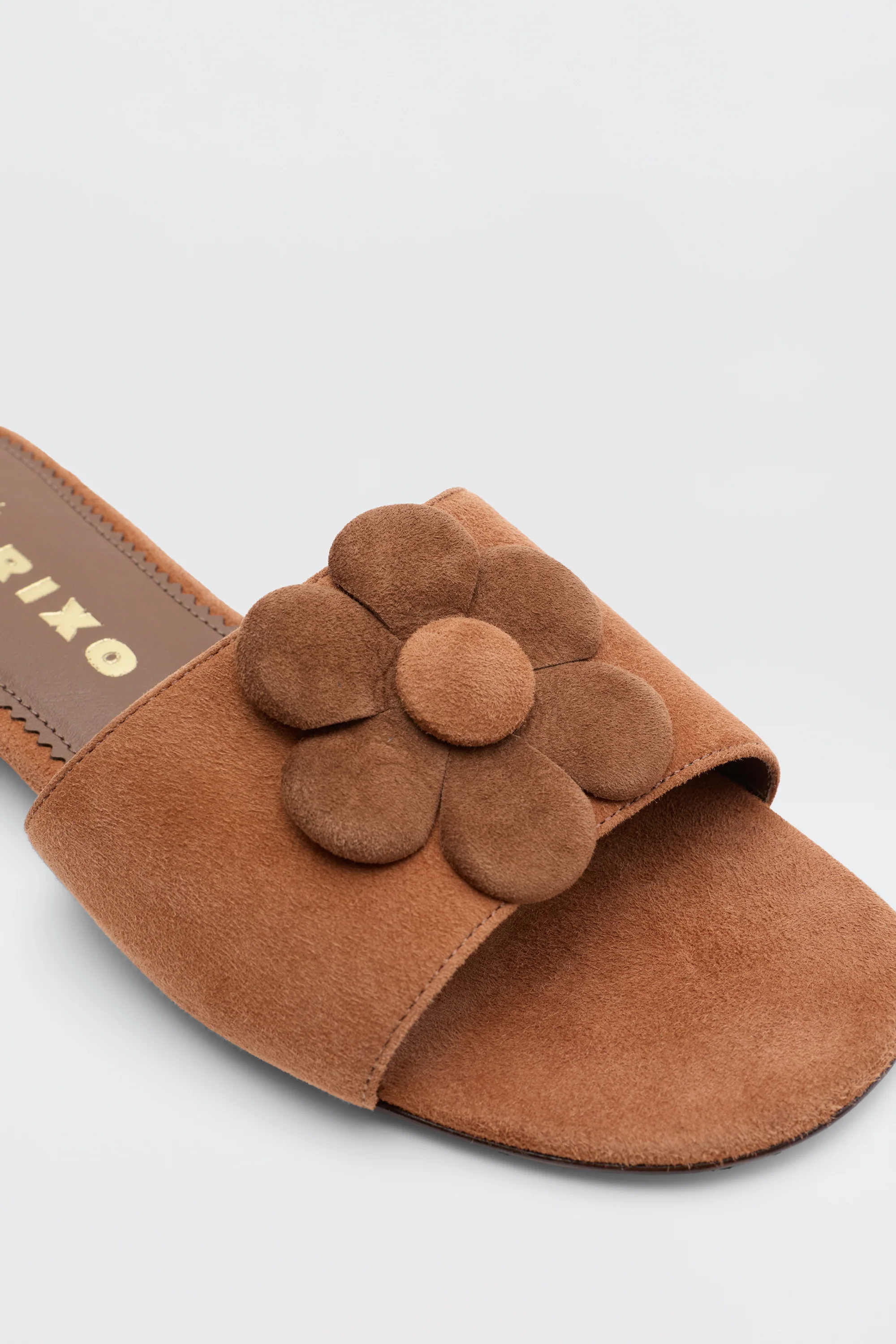 Kenna  -  Brown - Image 3