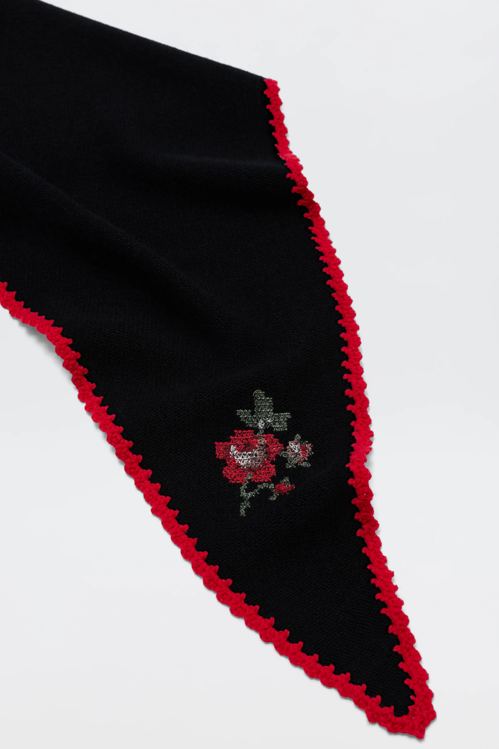 Lianora  -  Abi Rose Knit Black - Image 6