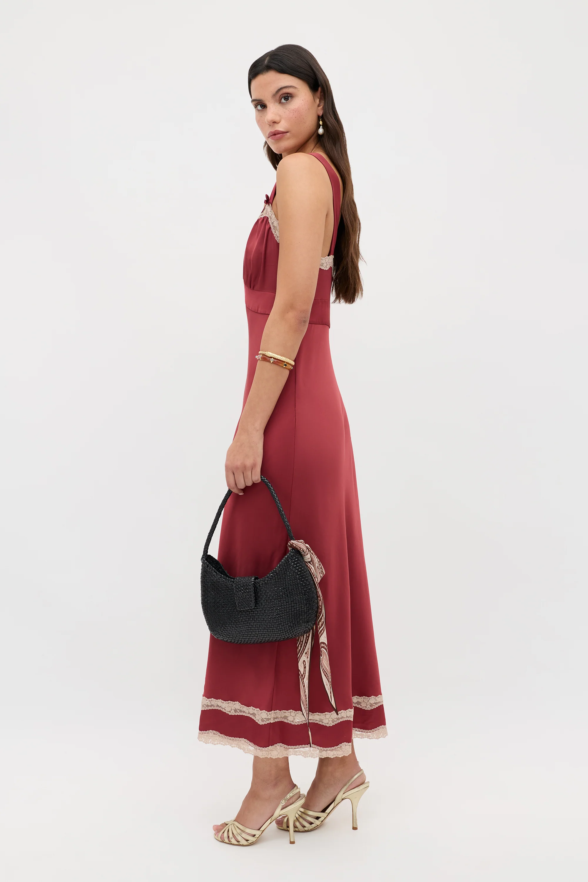 Lucie - Rose - Image 3