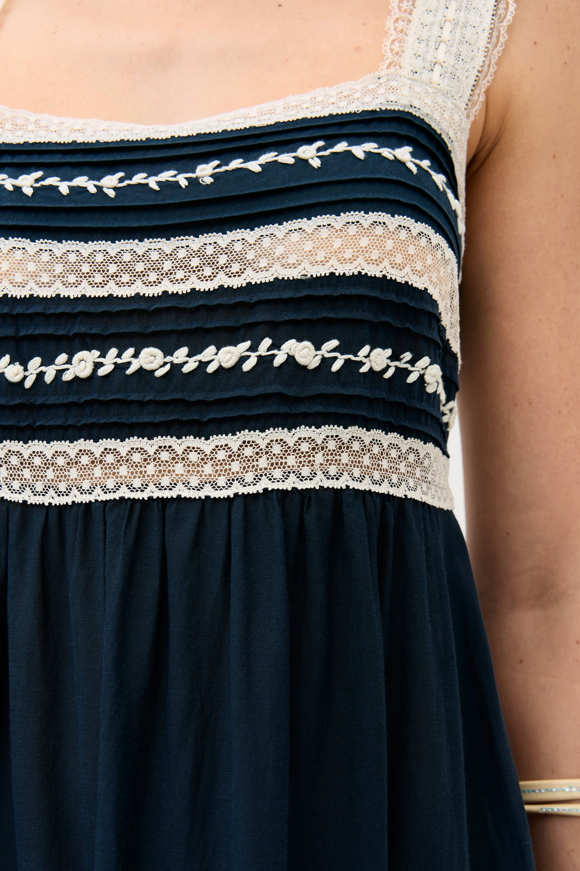 Malie - Deep Navy - Image 6
