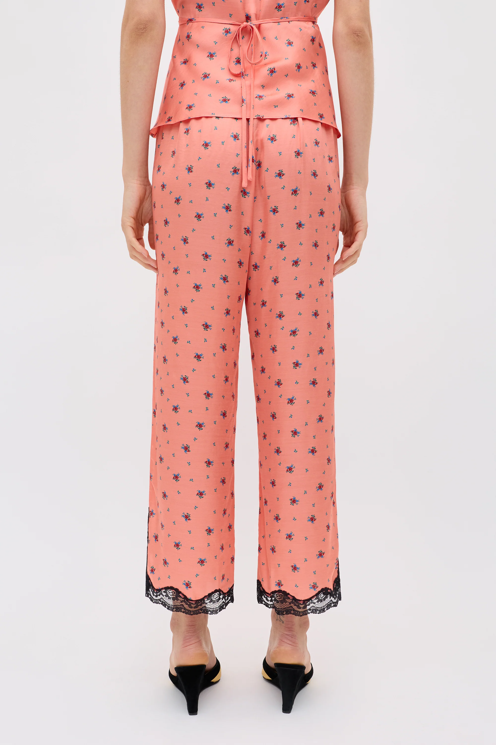 Mireille  -  Peonies Ditsy Coral - Image 4