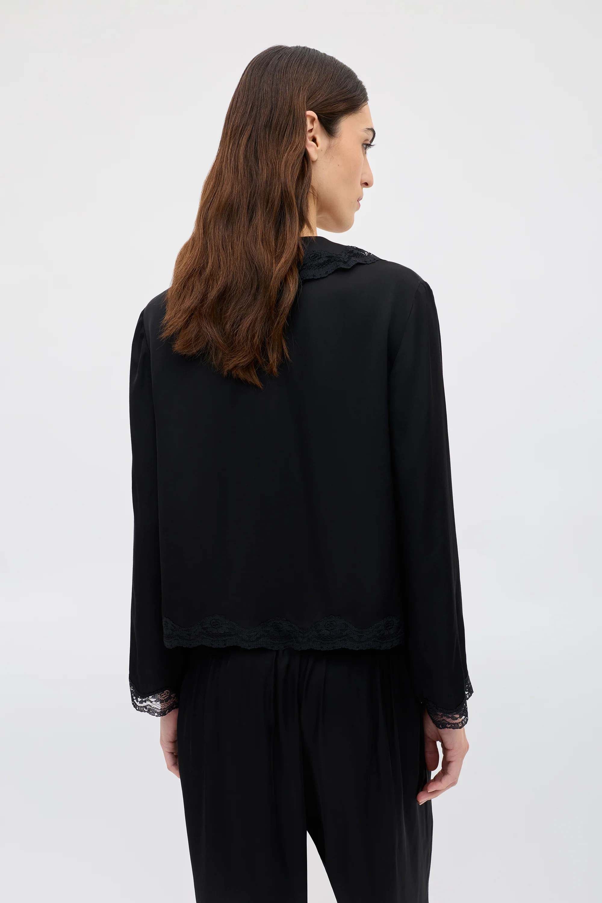 Nienna  -  Peonies Embroidery Black - Image 3