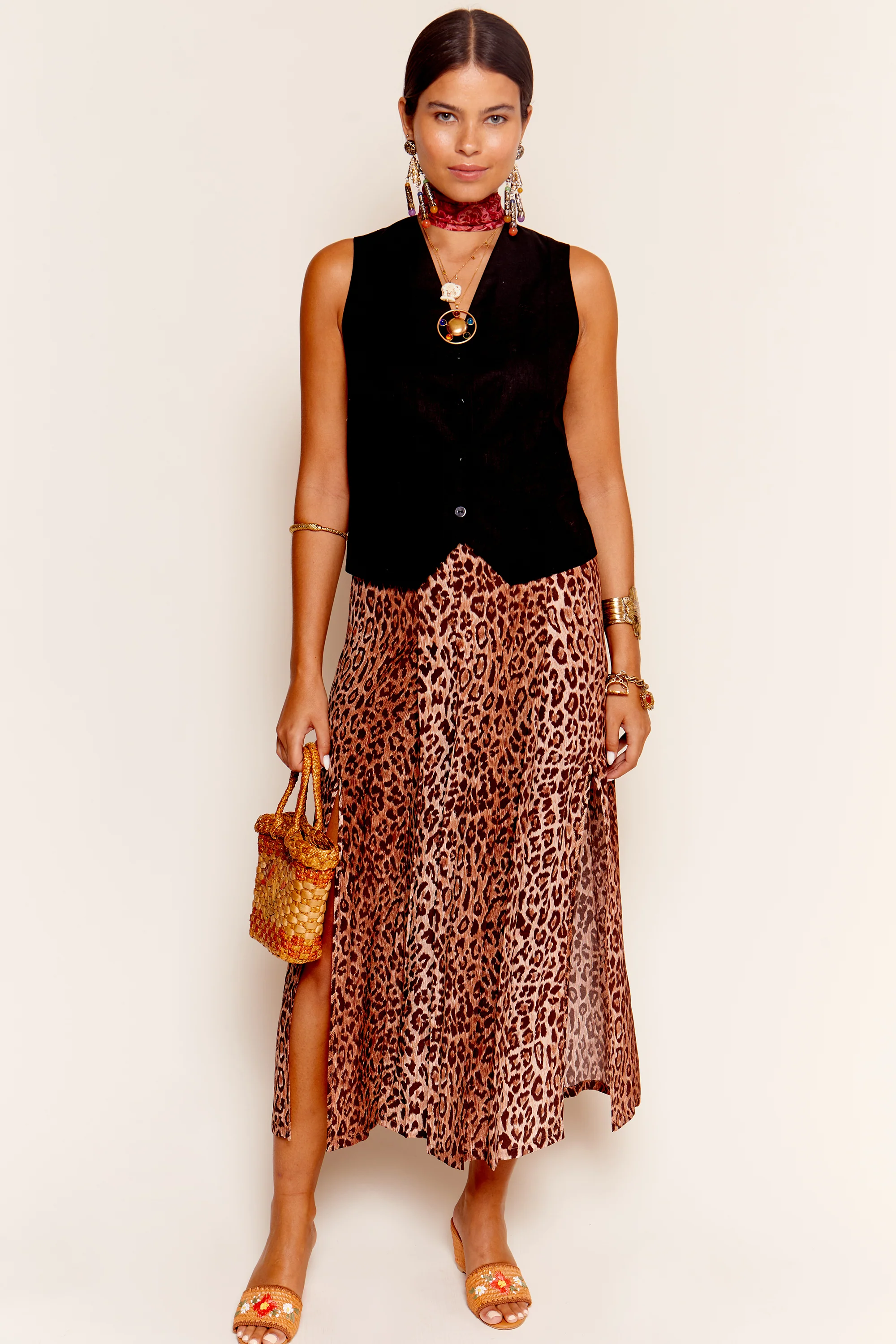Norah - Black - Image 3