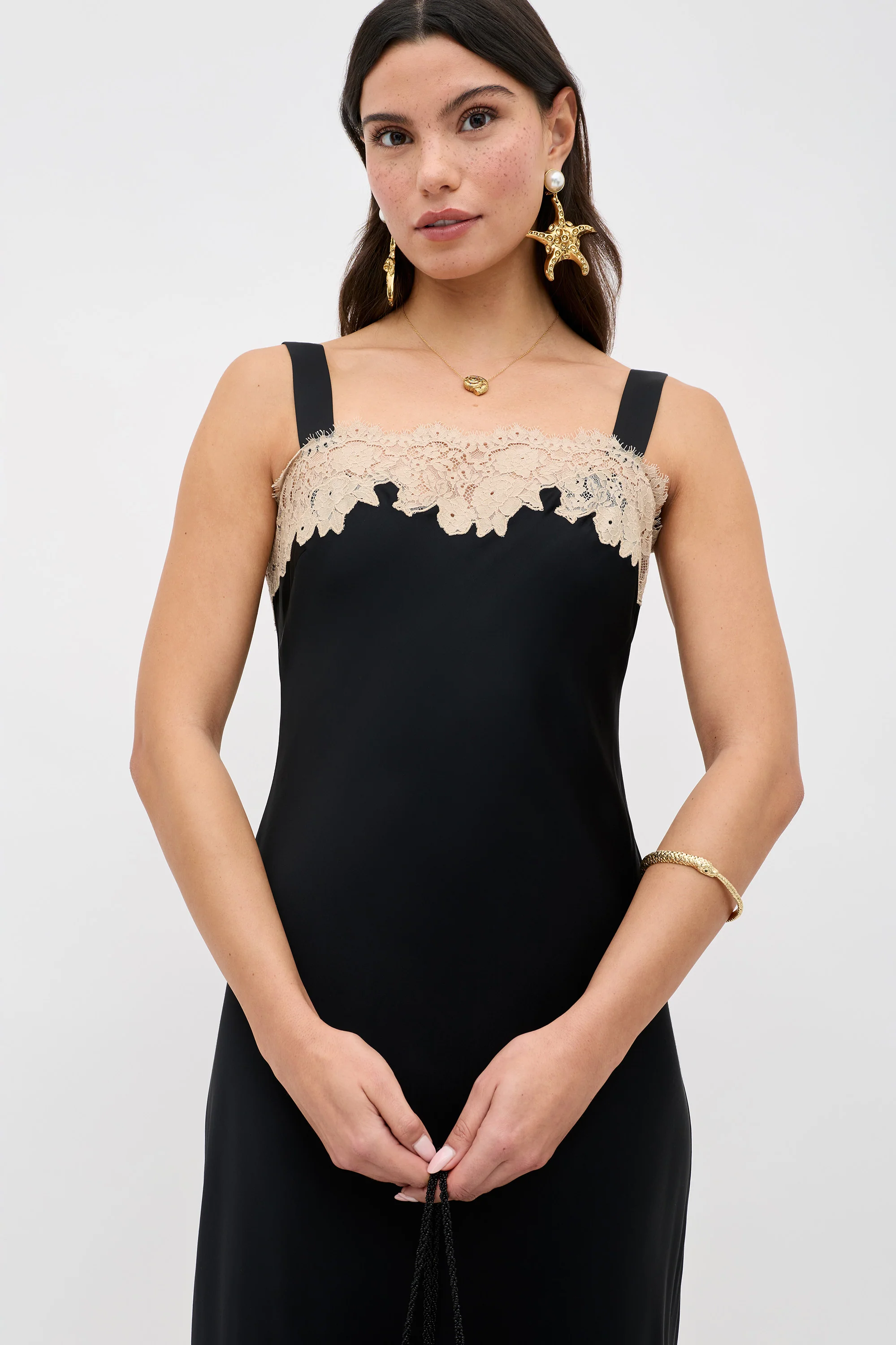Rosamarie  -  Black - Image 6